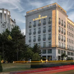 The Ritz-carlton, Hotel